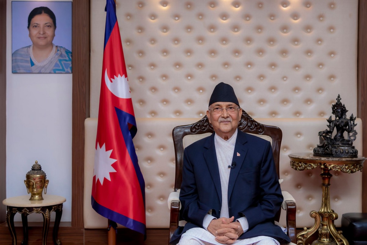 राष्ट्रपति भेट्न शीतल निवास पुगे प्रधानमन्त्री ओली, एक घण्टा पछि सारियो मन्त्रिपरिषद् बैठक