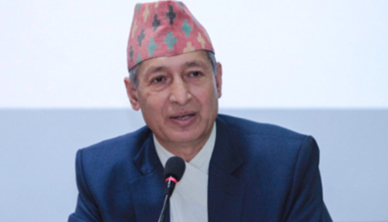 सबल अर्थमन्त्री, दुर्बल अर्थमन्त्री