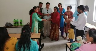 वडा कार्यालयद्वारा नियमित गर्भजाँच गराउने महिलालाई नुन, तेल, अण्डा र सावुन