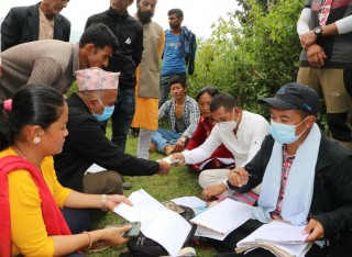 हिनामिना हुन लागेको रकम अढाई महिनापछि किसानको हातमा 