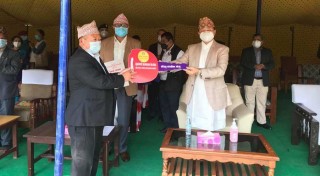 प्रदेश सरकारद्वारा गाउँपालिकालाई दमकल र प्रहरी भ्यान प्रदान