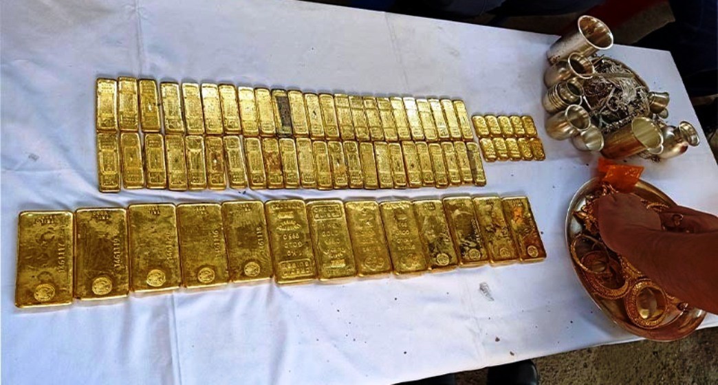 गोदाममा लुकाएको अवस्थामा वीरगञ्‍जबाट साढे २२ किलो अवैध सुन बरामद