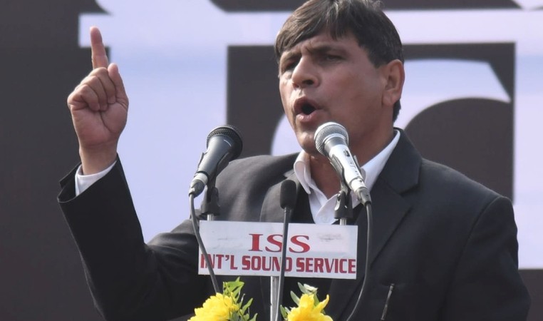 ओलीलाई घुँडा टेकाएर मात्र विश्राम लिन्छौं : घनश्याम भुसाल