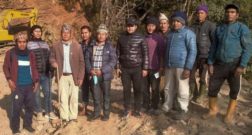 बाक्सिलादेखि सुँदेलको बोबु जोड्ने सडक निर्माण सुरु