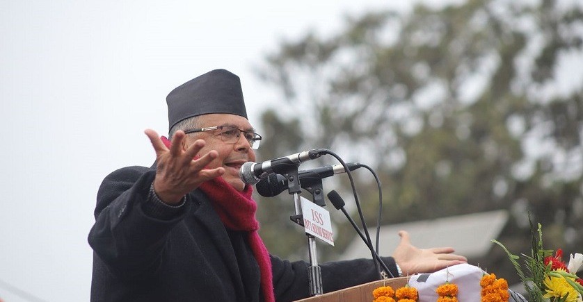 मिस्टर केपी ओलीले बहुमत ल्याउँछु भनेछन्, उनको खुट्टी हेरेरै पत्यायौं  : वरिष्ठ नेता झलनाथ खनाल