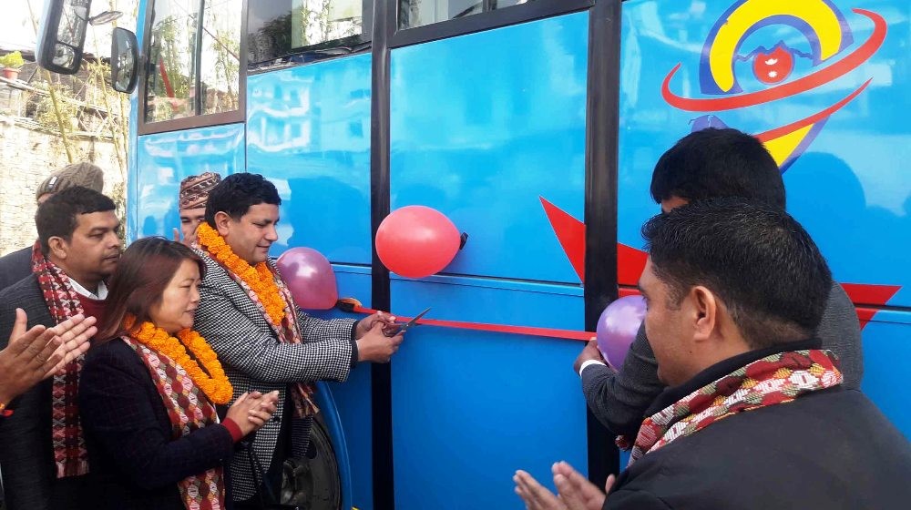 दिक्तेल–हलेसी–काठ्माण्डौं पर्यटक बस सेवा सुरु 