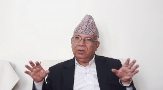 माधव नेपाल पक्षको निश्कर्ष : पार्टी एकताबद्ध बनाउने जिम्मेवारी ओलीको काँधमा