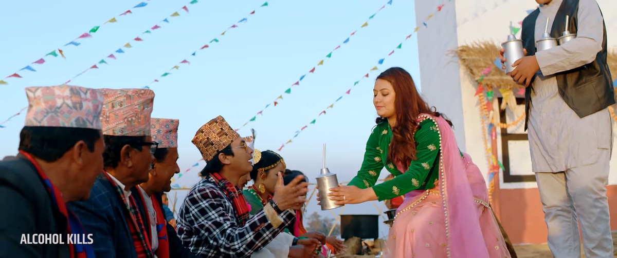 म्युजिक भिडियोमा पल र वर्षाको प्रेम ( भिडियो )