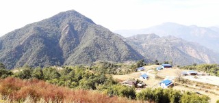 बराहपोखरीको गोकुलथुम्कामा टेलीकमको टावर