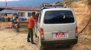 पिसिआर नगरेका आठ जना यात्रु बोकेर पालिका प्रवेश गर्ने सवारी साधन नियन्त्रणमा 