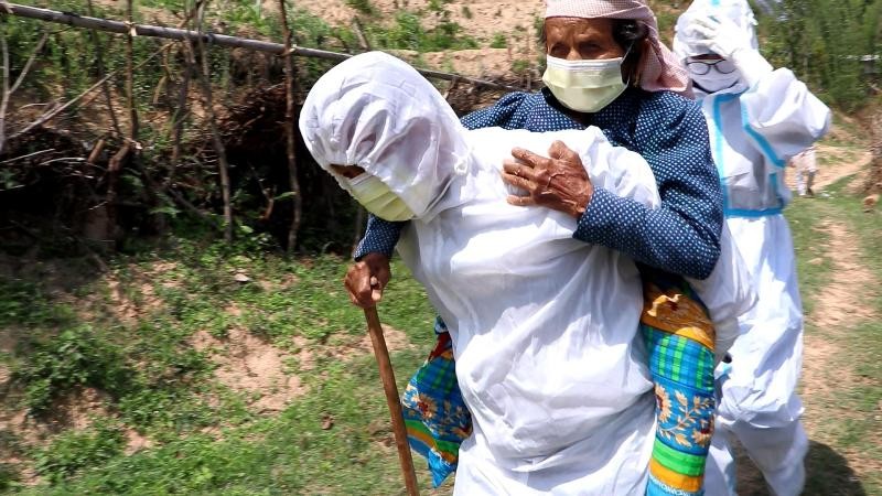 बिरामीको उद्धारमा  दिप्रुङ चुईचुम्मा गाउँपालिकाका अध्यक्ष राई