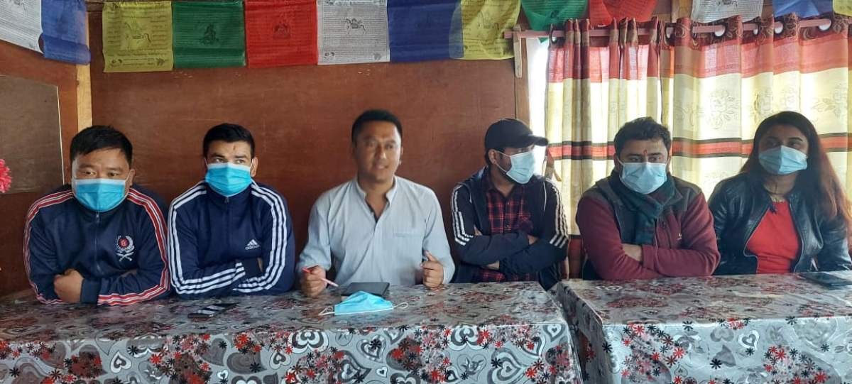 बढ्यो कांग्रेसको अधिबेसन सारगर्मी, रामचन्द्र राईले गरे नगरसभापतिमा उम्मेद्वारी घोषणा 