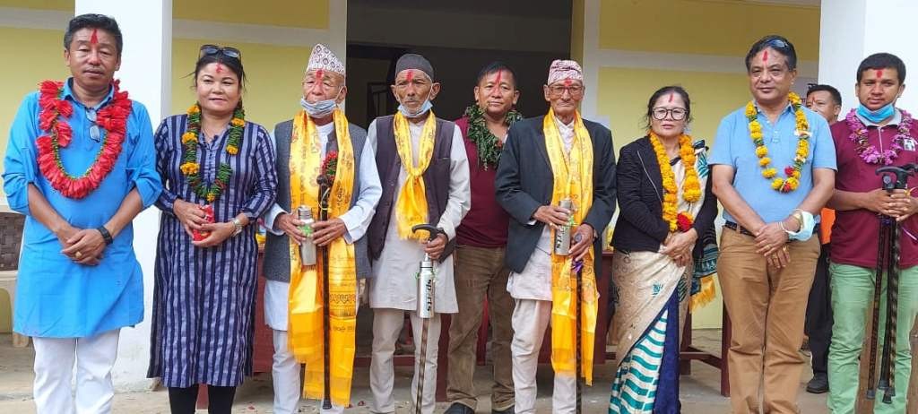 सात जना ज्येष्ठ नागरिकलाई सम्मान