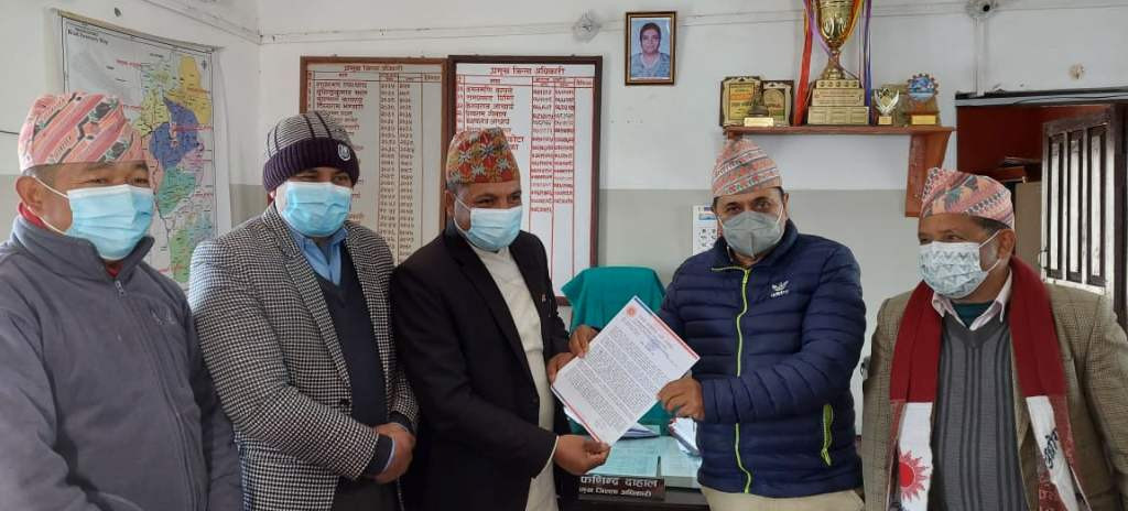 विकास निर्माणमा ढिलासुस्ती गर्ने ठेकेदारलाई कारबाही गर :  एमाले 