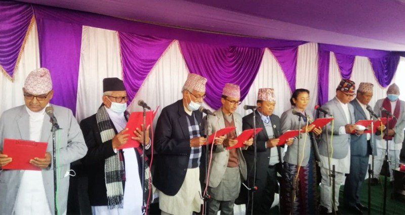 मन्त्रिपरिषद विस्तार प्रदेश १ का नवनियुक्त मन्त्रीहरुले लिए पद तथा गोपनीयताको शपथ