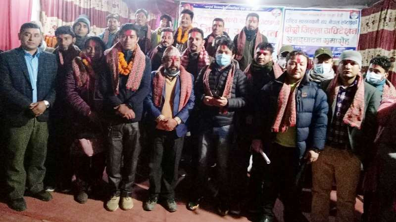 राष्ट्रिय स्वास्थ्यकर्मी संघ खोटाङको अध्यक्षमा श्रेष्ठ 