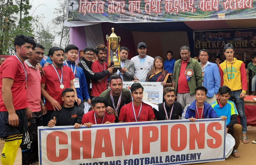 मेयर कप फुटबलको उपाधि योङ ब्वाइज क्लबलाई