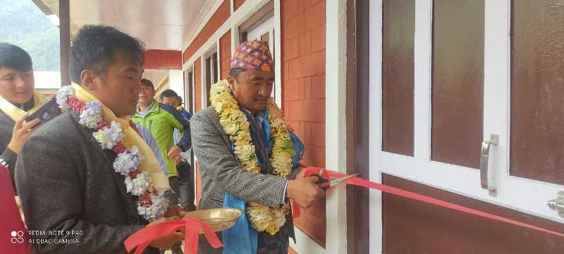 कुहुडाँडा माबिको १० कोठे पक्की भवन उद्घाटन