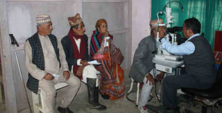 १७१ ज्येष्ठ नागरिकलाई पावरवाला चश्मा वितरण