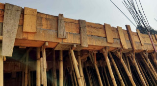 गुणस्तरहीन बनेको पाइएपछि अस्पतालको ढलान बिम पुन निर्माण गर्न निर्देशन