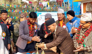 खोटाङमा शिक्षकहरुको जिल्ला स्तरीय एकल ब्याडमिन्टन प्रतियोगिता सुरु 