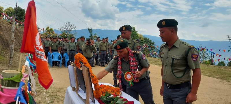 विभिन्न कार्यक्रम गर्दै एपिएफ हलेसी गुल्मको १३ औँ स्थापना दिवस मनाइयो