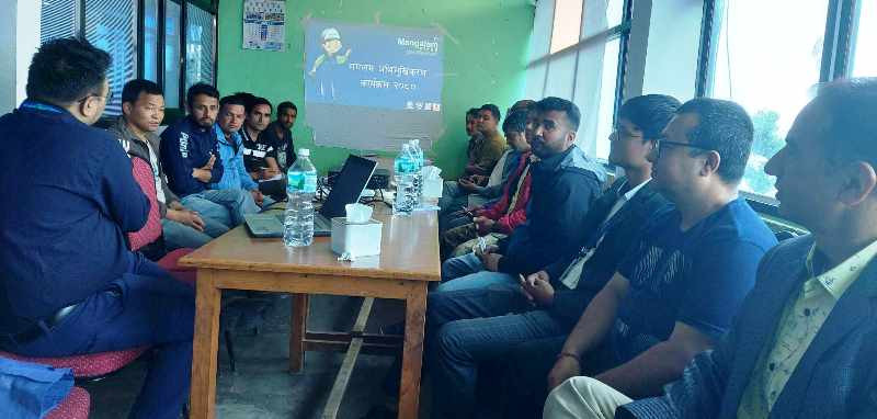 मंगलम ग्रुपद्धारा  प्राविधिकहरुसँग अभिमुखीकरण
