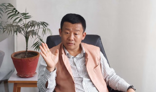 ‘हामी खाना पकाउने चुलो किन्न नसकेर सांसद भएका होइनौँ’