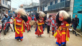 खोटाङमा शुरु भयो लाखे जात्रा (फोटो फिचर)