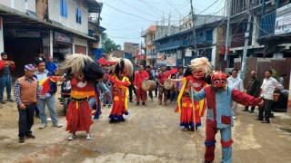 खोटाङमा लाखे जात्रा शुरु