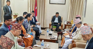 शिक्षक र सरकारबीचको बैठक निष्कर्षविहीन,  बैठक भोलि बिहान ९ बजे फेरि बस्ने