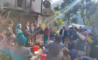 अग्नीपीडित बस्नेतलाई राहत रकम जुट्दै