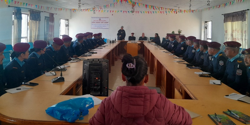 वैदेशिक रोजगारलाई सुरक्षित बनाउन प्रहरीसँग अन्तरक्रिया