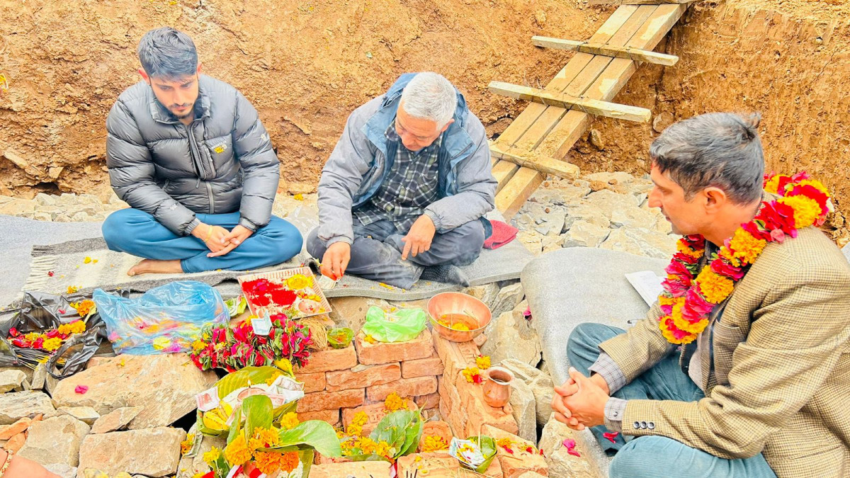 रावा बेसी गाउँपालिकामा  प्रशासनिक भवन शिलान्यास