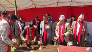 विभिन्न कार्यक्रम गर्दै माउण्ट एभरेष्ट बोडिङ स्कुलले मनायो ३४ औं वार्षिकोत्सव