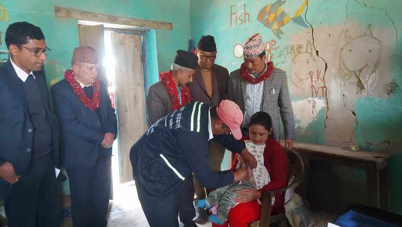खोटाङमा दादुरा–रुबेला खोप अभियान शुरु