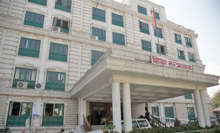 सामुदायिक विद्यालयका शिक्षकहरुको अन्तर जिल्ला सरुवा रोक्का