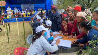 खोटाङ चार पालिकामा एकैसाथ निःशुल्क स्वास्थ्य शिविर शुरु
