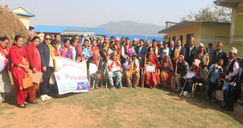 बाम्राङमा १९ जना जेष्ठ नागरिकलाई सम्मान