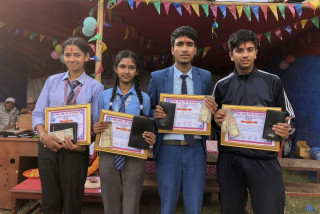 अन्तर मावि जिल्ला स्तरीय वक्तृत्वकला प्रतियोगितामा  विनिता गिरी प्रथम