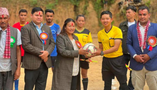 हलेसीमा आयोजना गरिएको महिला फुटबलमा १७ टिम सहभागी, उद्घाटन गर्न मन्त्री आउँदै