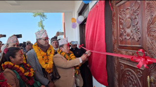 भौतिक मन्त्री भुपेन्द्र राईद्वारा वराहपोखरी  गाउँपालिकाकाे प्रशासकीय भवन उद्घाटन