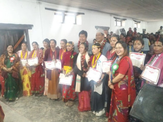 महिला दिवसमा दिक्तेलमा नृत्य प्रतियोगिता