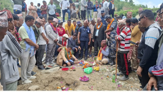 दिखुवा खोलामा मोटरेबल पुल शिलान्यास