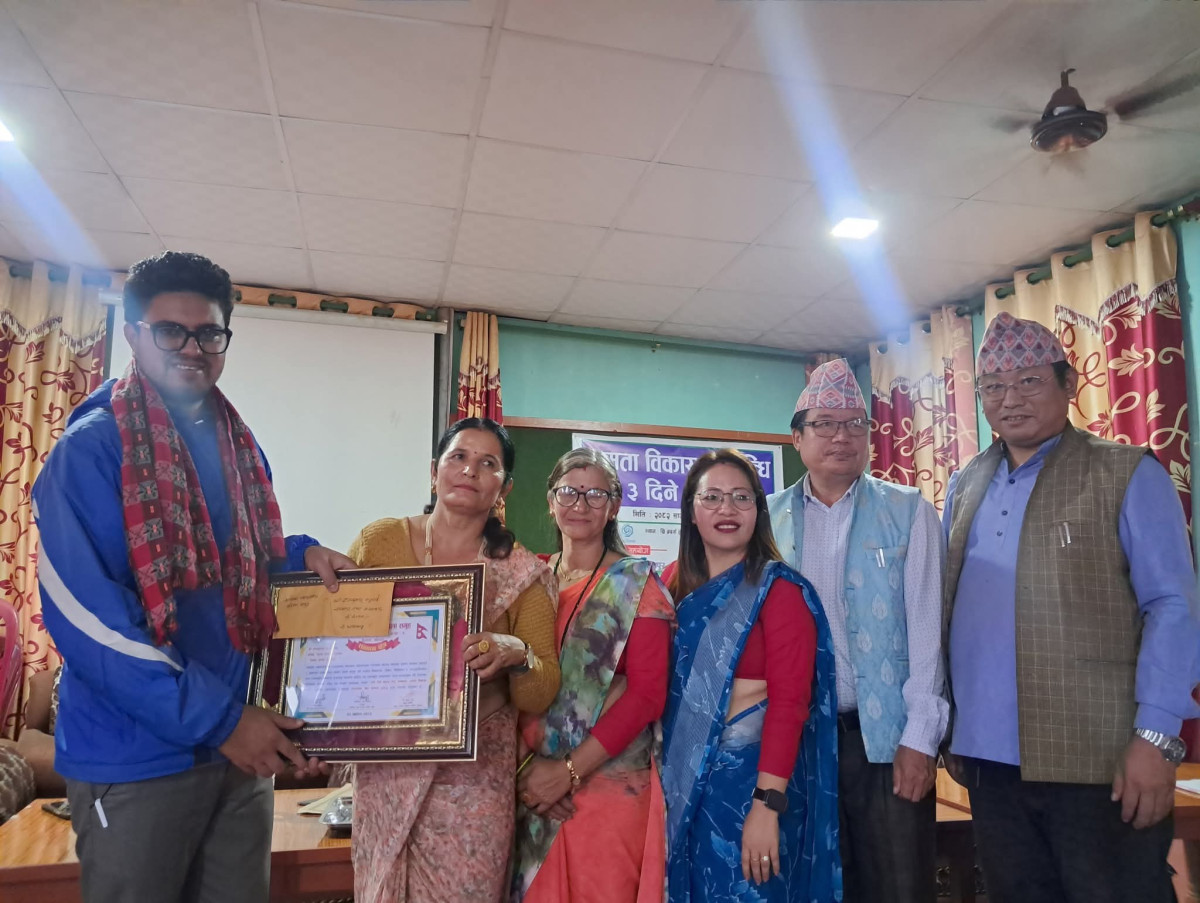 पत्रकार भट्टराई सामाजिक सेवा सम्मानबाट सम्मानित
