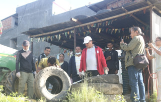 खोटाङमा लामखुट्टेको लार्भा नष्ट गर्ने अभियान सुरु