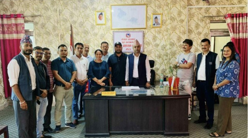 पत्रकारलाई भिडियो खिच्न रोक लगाएका मोरङ सिडियोले मागे माफी