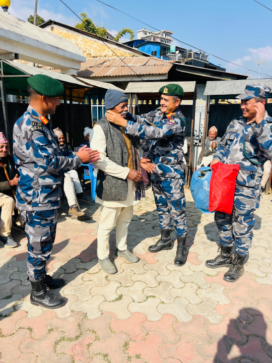 २५औँ सशस्त्र प्रहरी दिवसको अवसरमा  ३५ जना ज्येष्ठ नागरिक सम्मानित