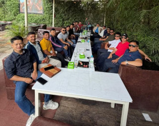 रसुवा–नुवाकोटका विपद्पीडितलाई तरुण दल खोटाङका युवाको ८१ हजार सहयोग